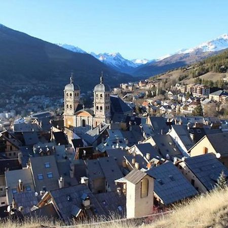 Rare Pearl With An Incredible View Of All Briancon Exterior foto